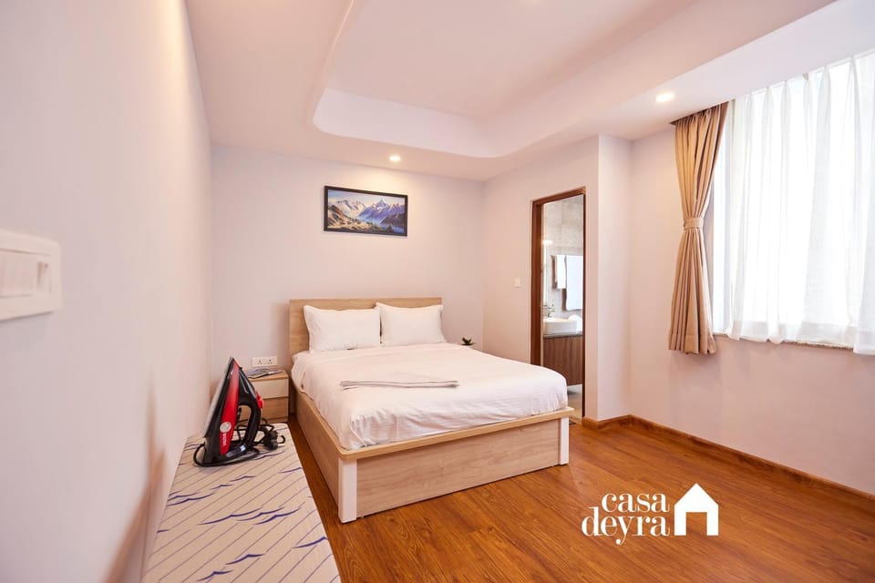 Photo of the whole room, Bedroom