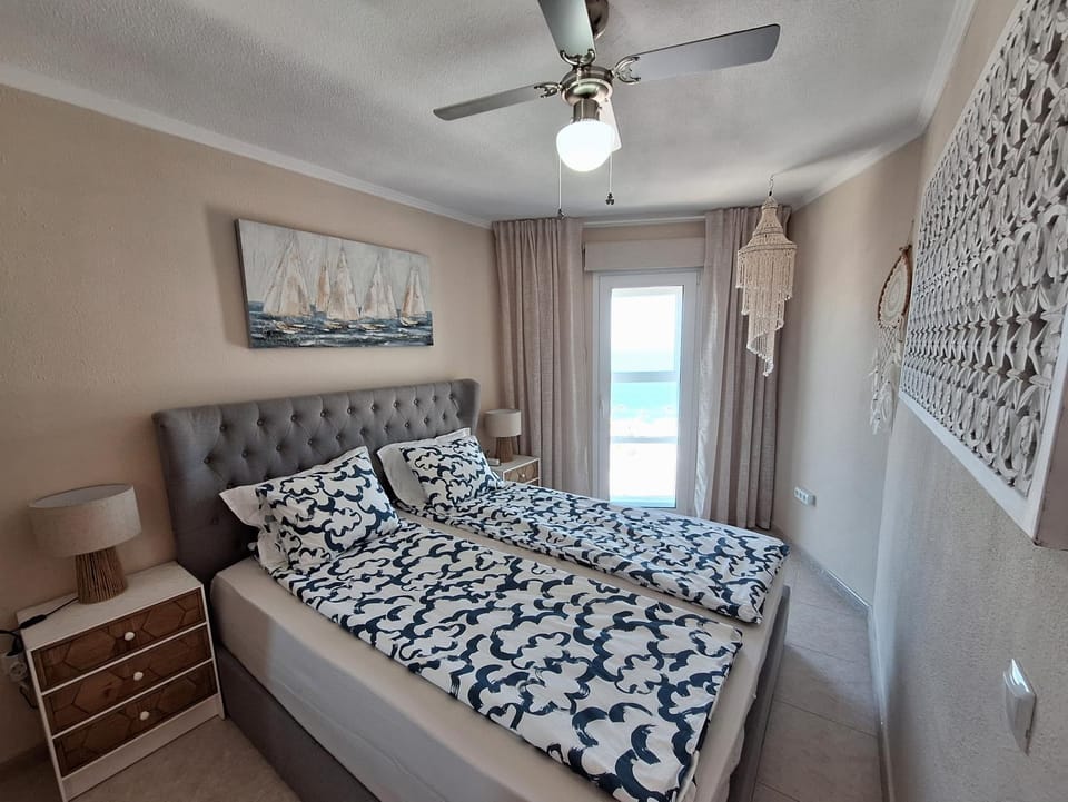 Las Americas Ocean Panorama - Breathtaking Views and Premium Sunsets Apartment in Playa de las Americas
