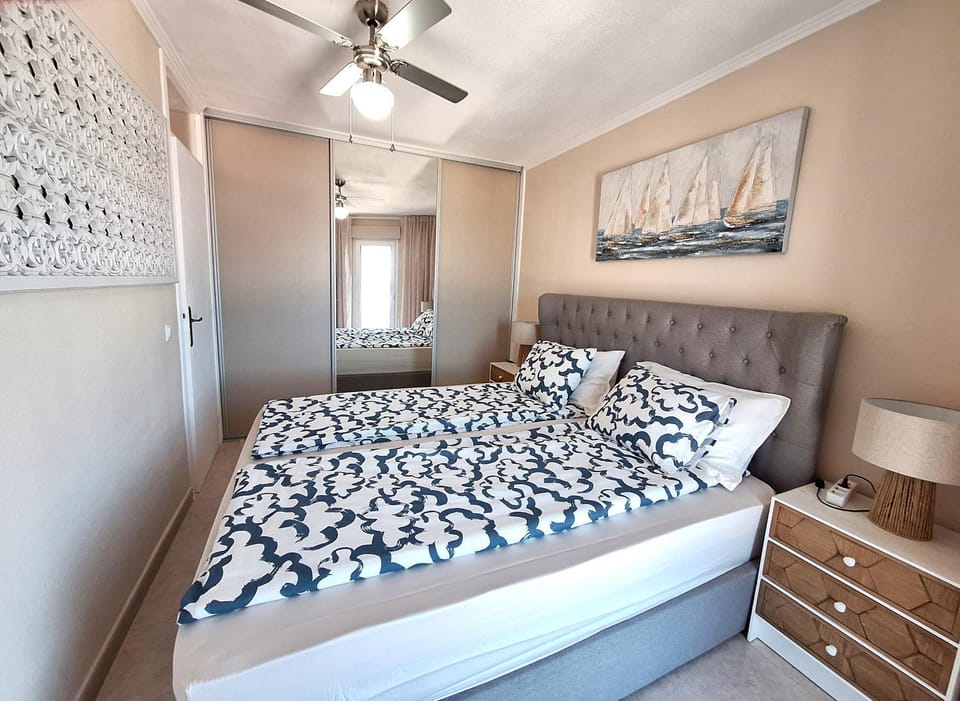 Las Americas Ocean Panorama - Breathtaking Views and Premium Sunsets Apartment in Playa de las Americas