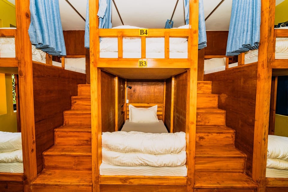 Bed, Bedroom, bunk bed