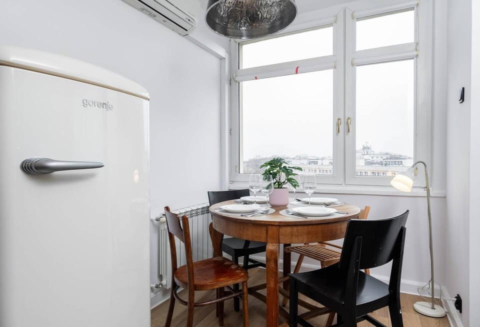 Monochrome Suites Lazienki Park Apartment in Warsaw