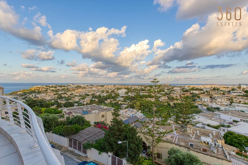 Nearby landmark, Day, Natural landscape, Bird's eye view, City view, Sea view