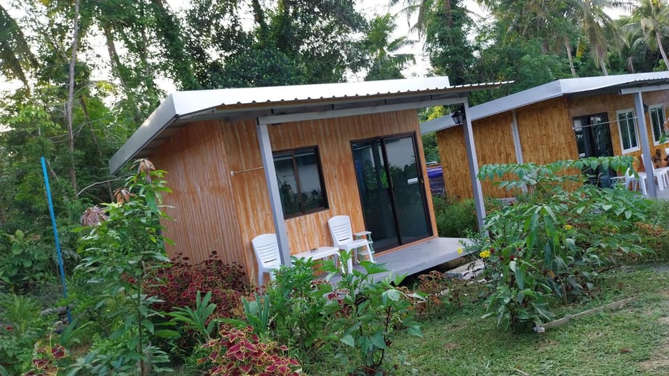 AioonHomestay Single Room Chalet in Trat Changwat