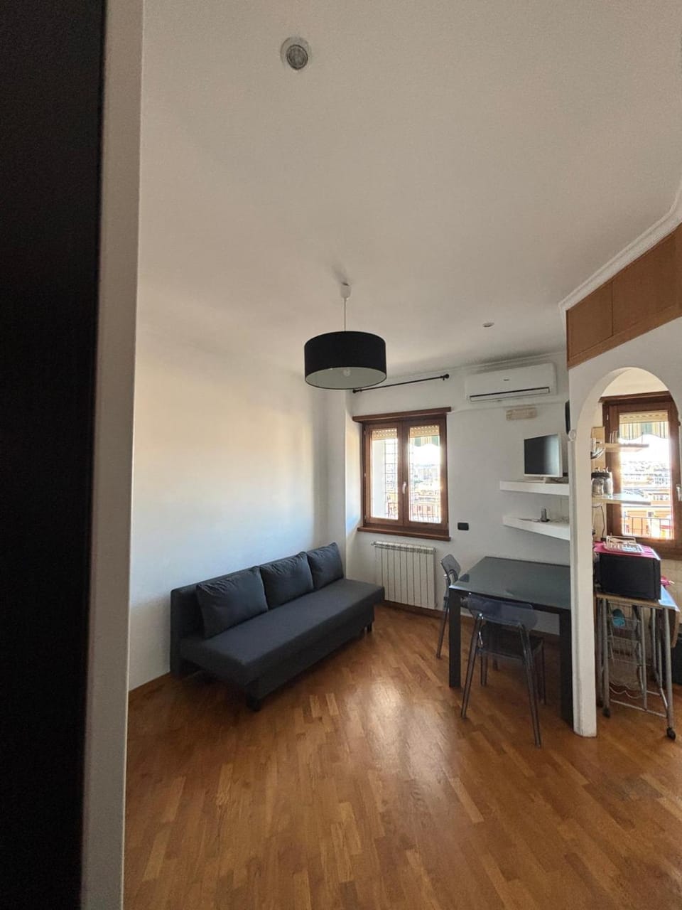Living room, Dining area, Lunch