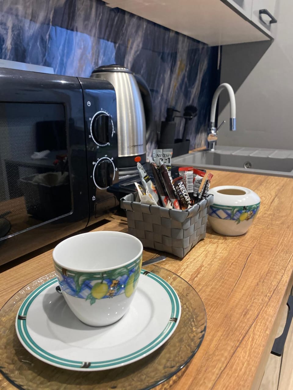 Coffee/tea facilities, Kitchen or kitchenette, minibar