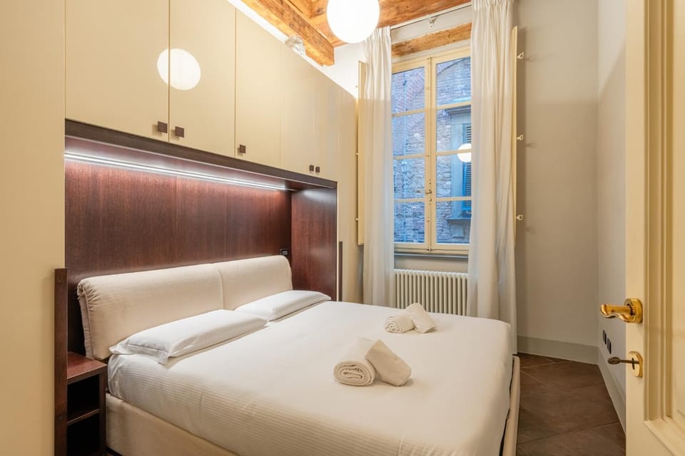 Property building, Living room, Bedroom