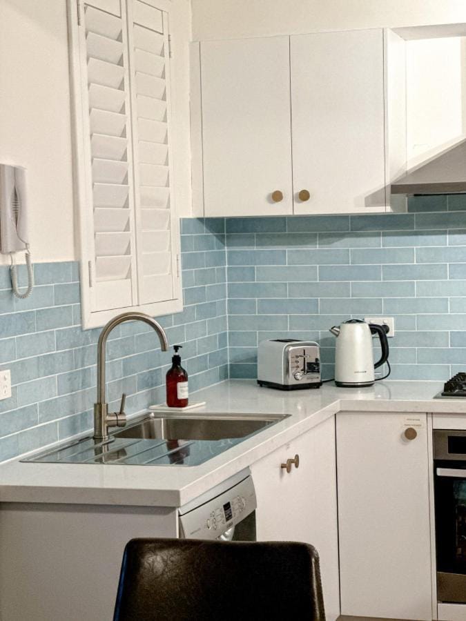 Malvern Haven Stylish & Cosy Retreat Near the Park Apartment in Melbourne