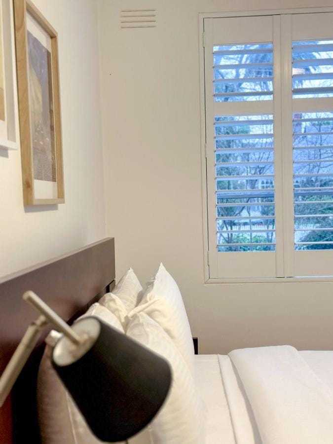 Malvern Haven Stylish & Cosy Retreat Near the Park Apartment in Melbourne