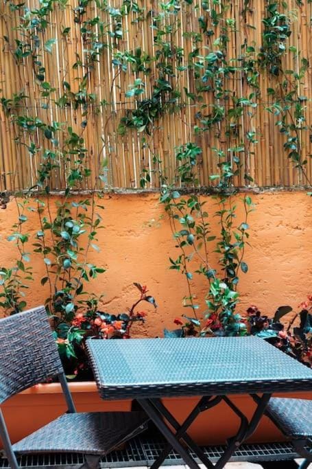 Patio, Dining area, Garden view