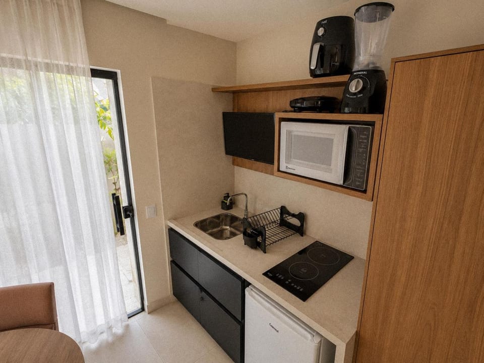 TV and multimedia, Kitchen or kitchenette, minibar, toaster