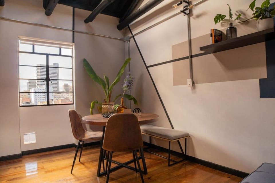 Seating area, Dining area