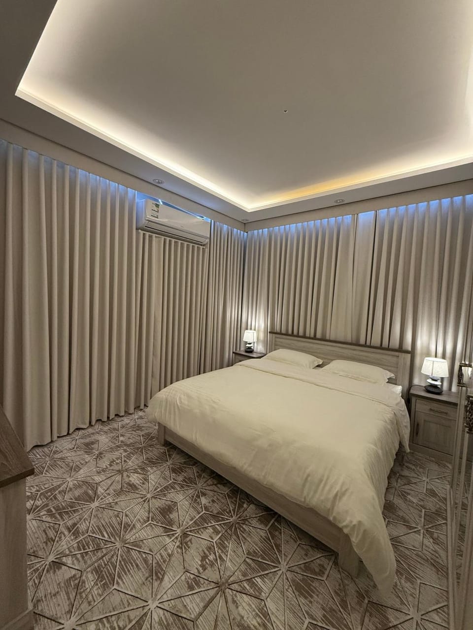 شقه مفروشه 2 قريبه من المطار Apartment in Saudi Arabia