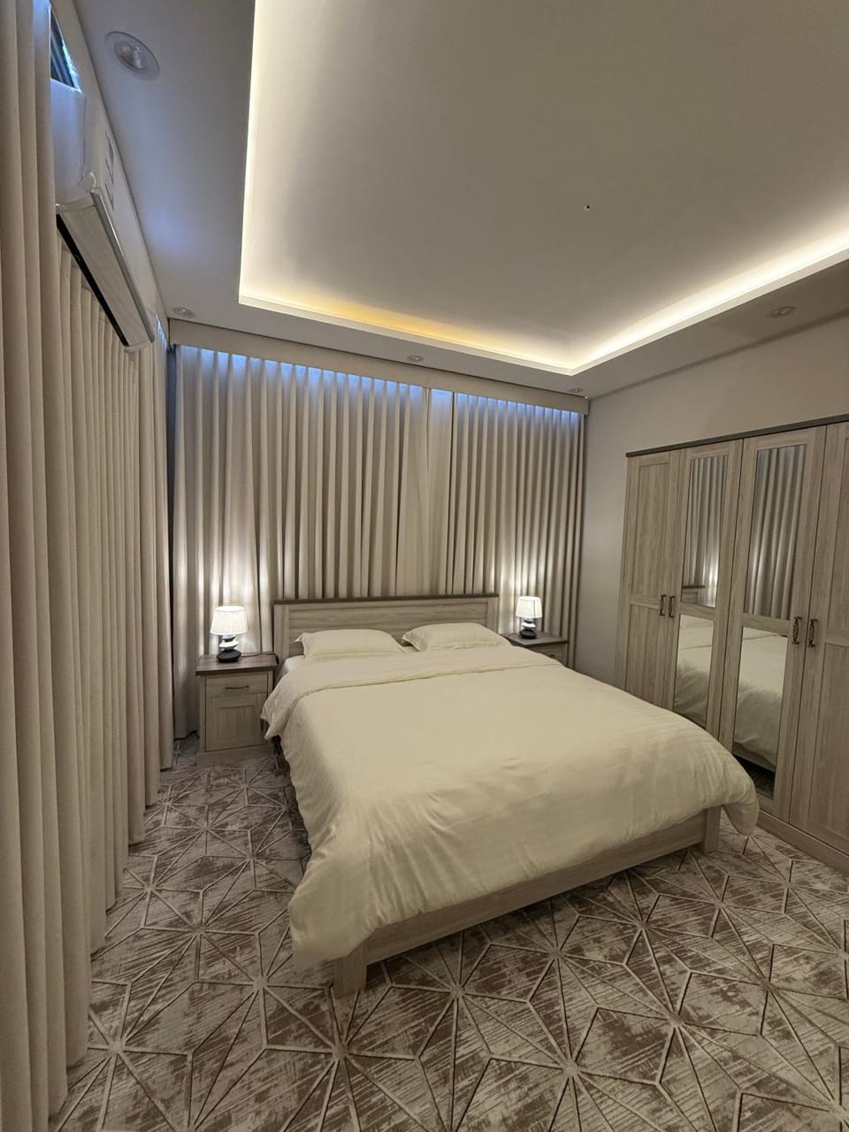 شقه مفروشه 2 قريبه من المطار Apartment in Saudi Arabia