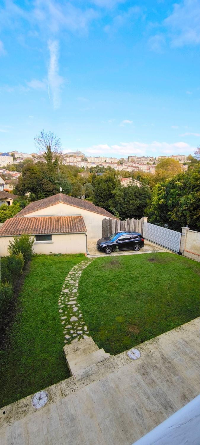 Maison 6 personnes Angouleme House in Angoulême