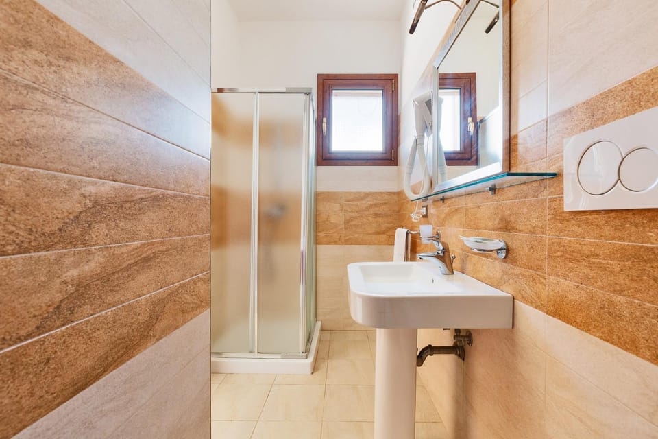 Lido Marini Rooms Affittacamere B&B Bed and Breakfast in Apulia