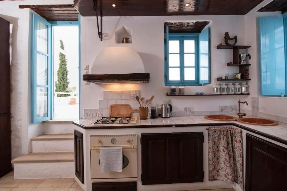 1620 Historical Stone Manor Villa in Islands