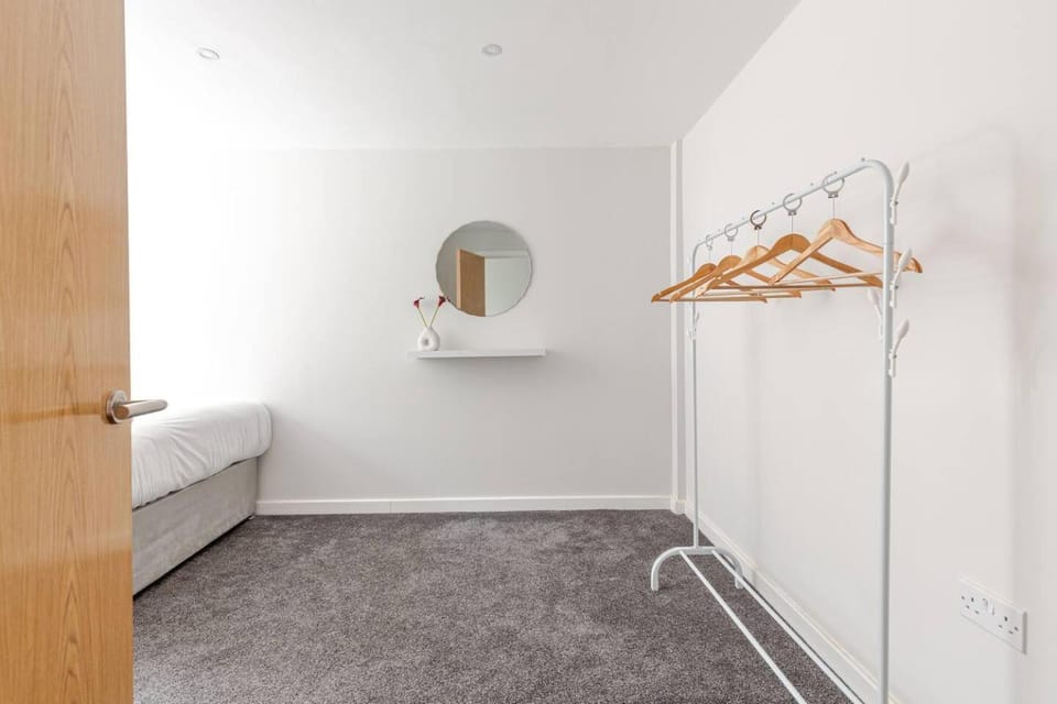Bed, Decorative detail, Bedroom