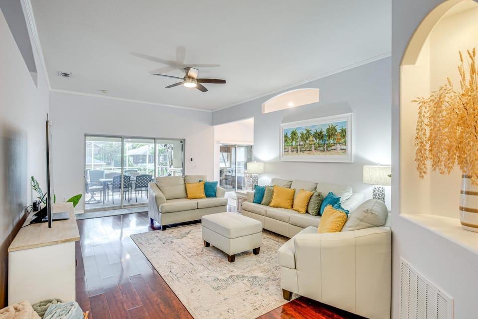 On-Site Canal Access: Luxe Home in Palm Coast! House in Palm Coast
