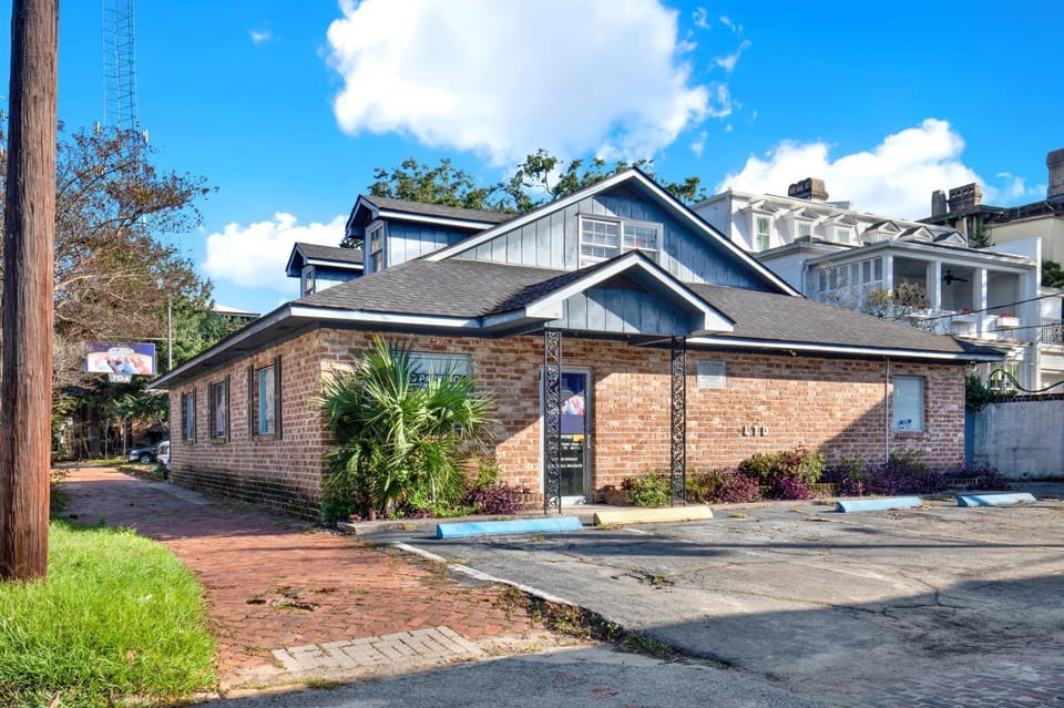 704 Abercorn Apartment in Savannah