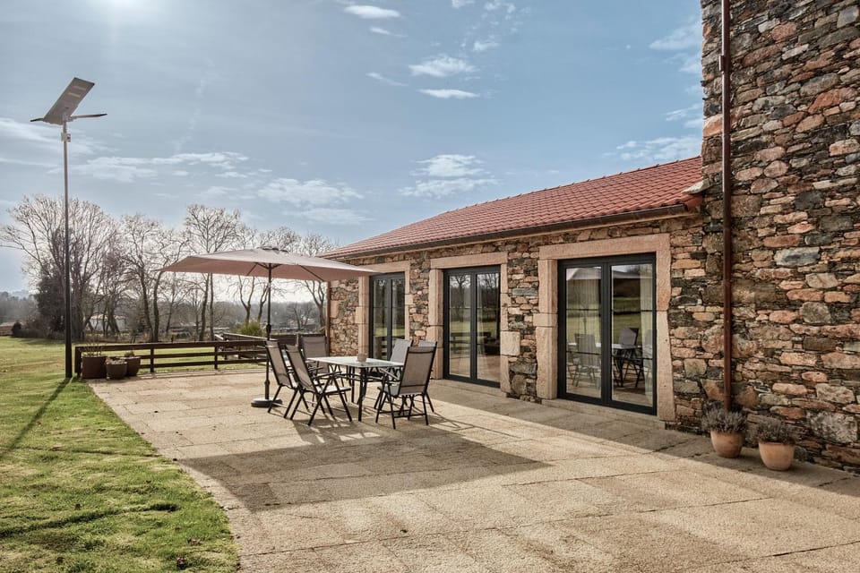 Casa Do Gaiteiro House in Galicia