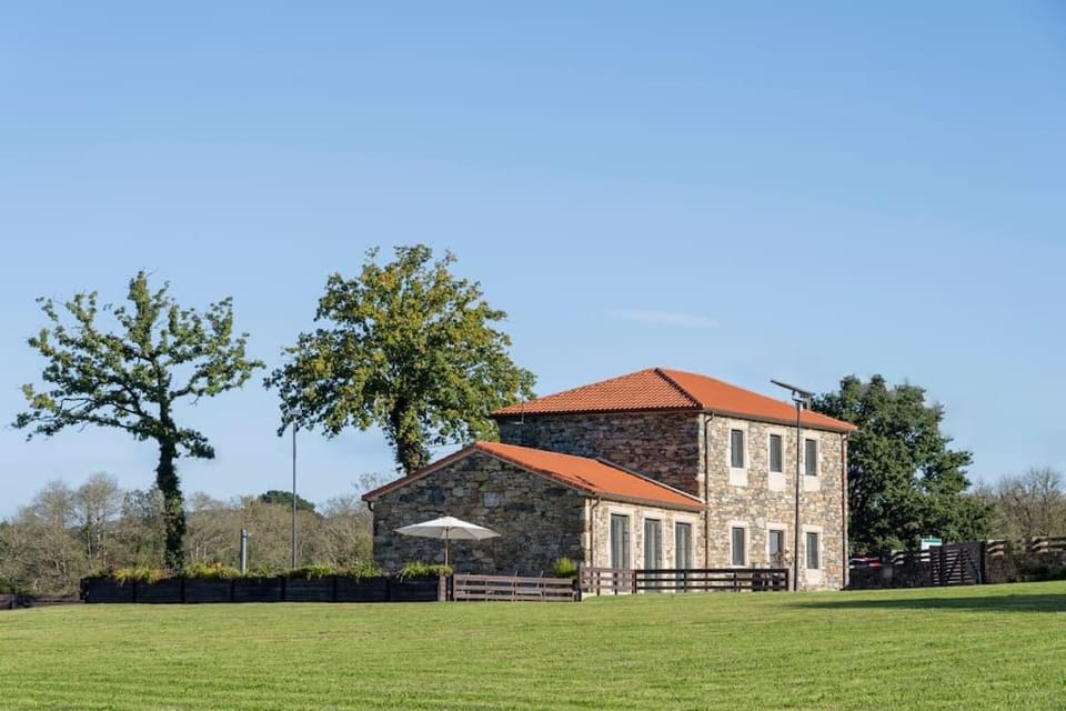 Property building, Natural landscape, Garden, Garden view