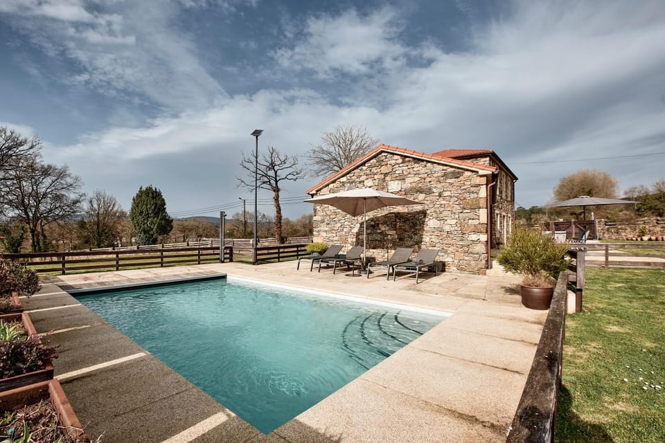 Casa Do Gaiteiro House in Galicia