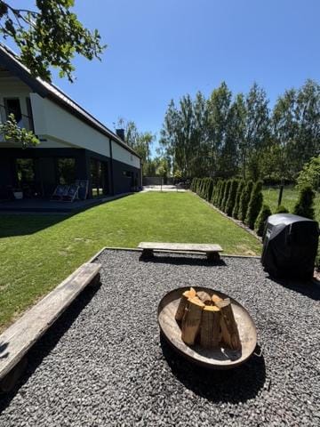 Enklawa Winiec - nowoczesny dom nad jeziorem, 6 sypialni, jacuzzi Villa in Poland