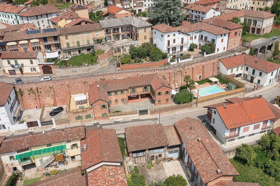 Property building, Bird's eye view, City view, Swimming pool
