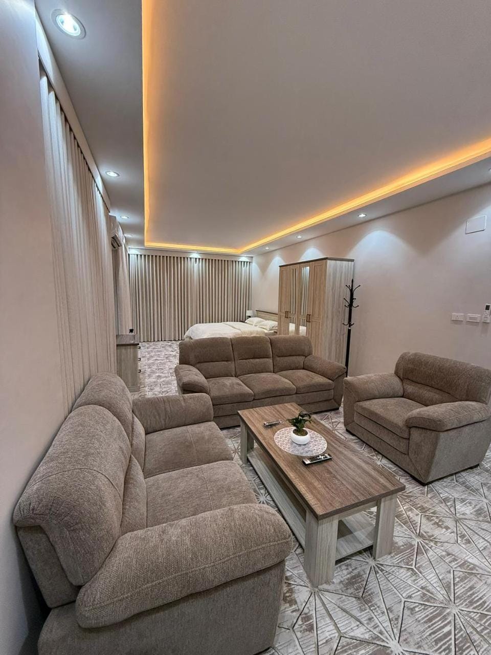 شقه مفروشه قريبه من المطار Apartment in Saudi Arabia