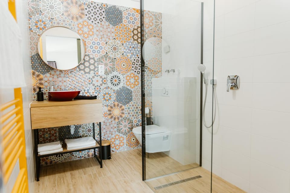 Shower, Bathroom