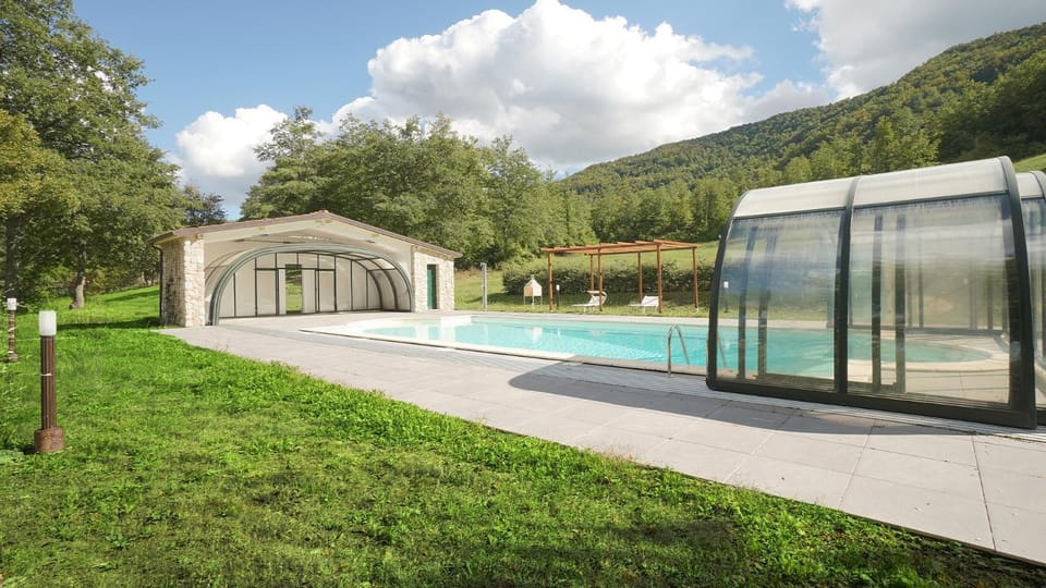 Spring, Natural landscape, Garden, Pool view, Swimming pool