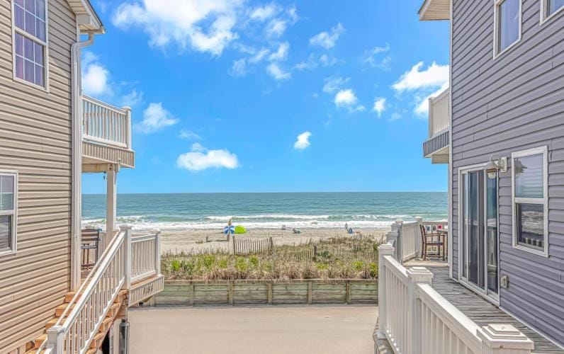 Spectacular and Spacious 7 BR Ocean Lakes House! Steps from the Beach- 1171 House in South Carolina