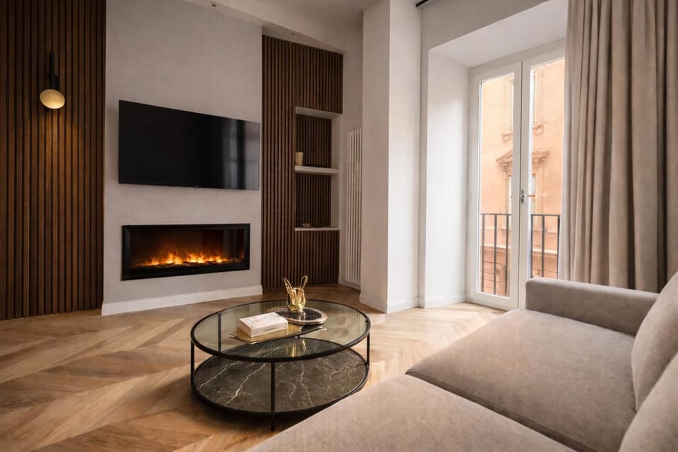 TV and multimedia, Living room, fireplace