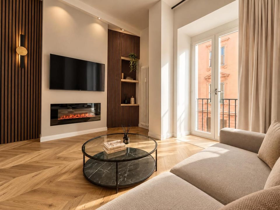 TV and multimedia, Living room, fireplace