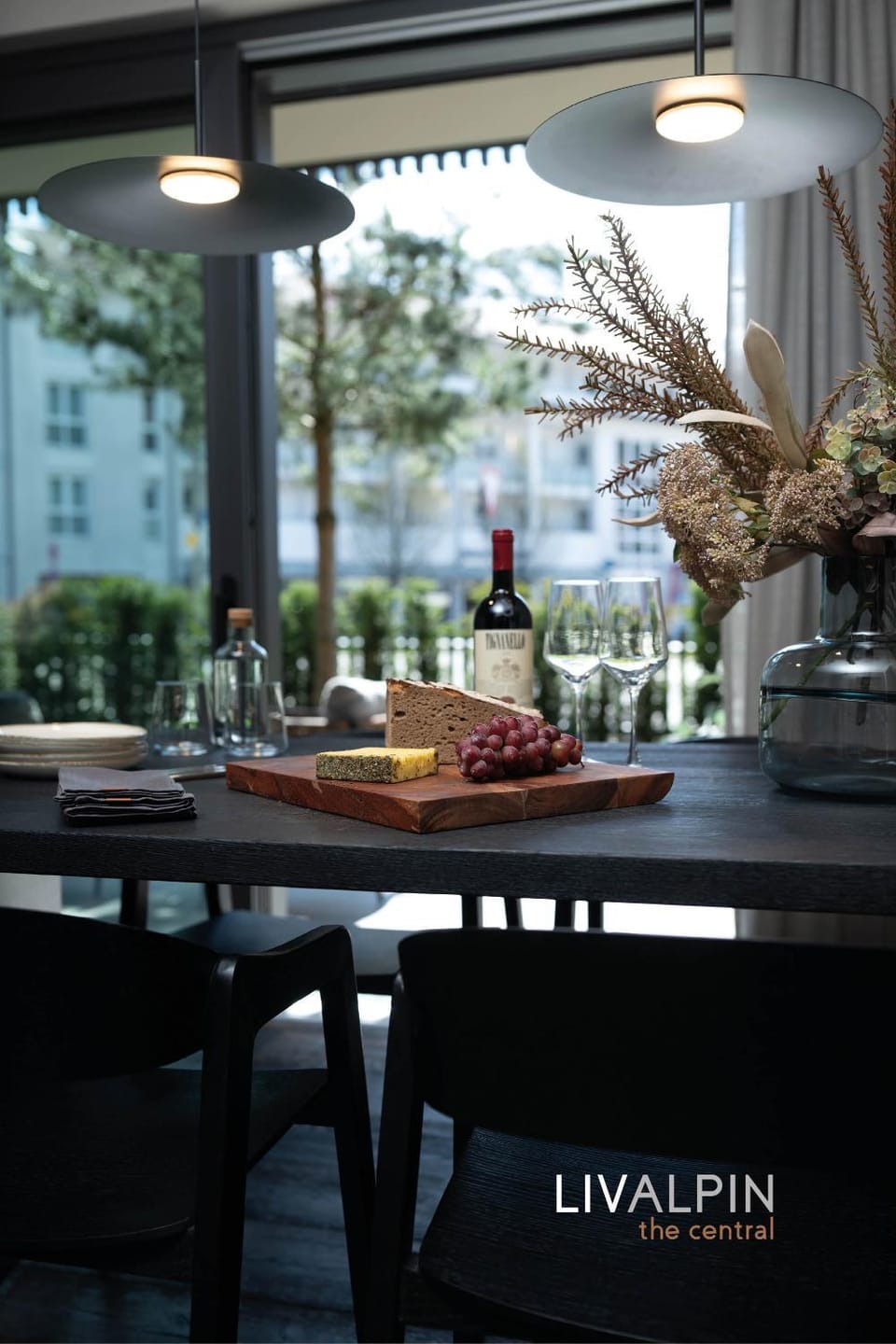 Dining area, Garden view