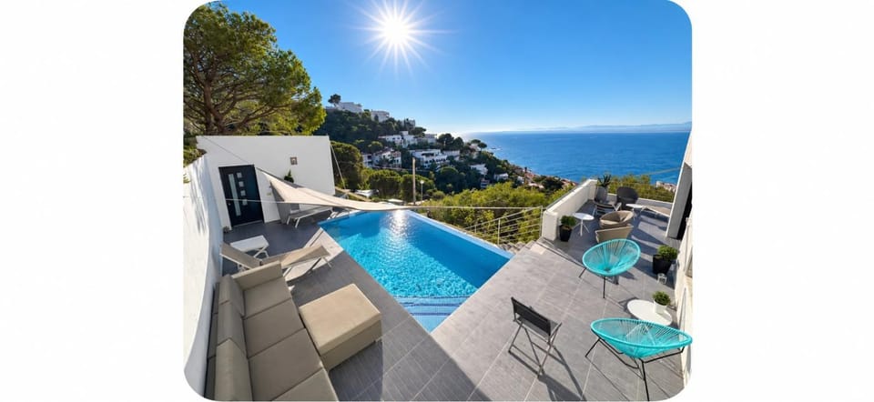 Villa Eden Roc AV-22 House in Roses