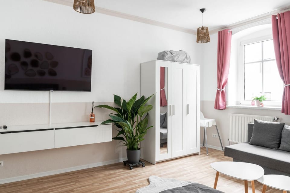 SchaeBu! 12 Ferienwohnung im Herzen von Cottbus Apartment in Poland