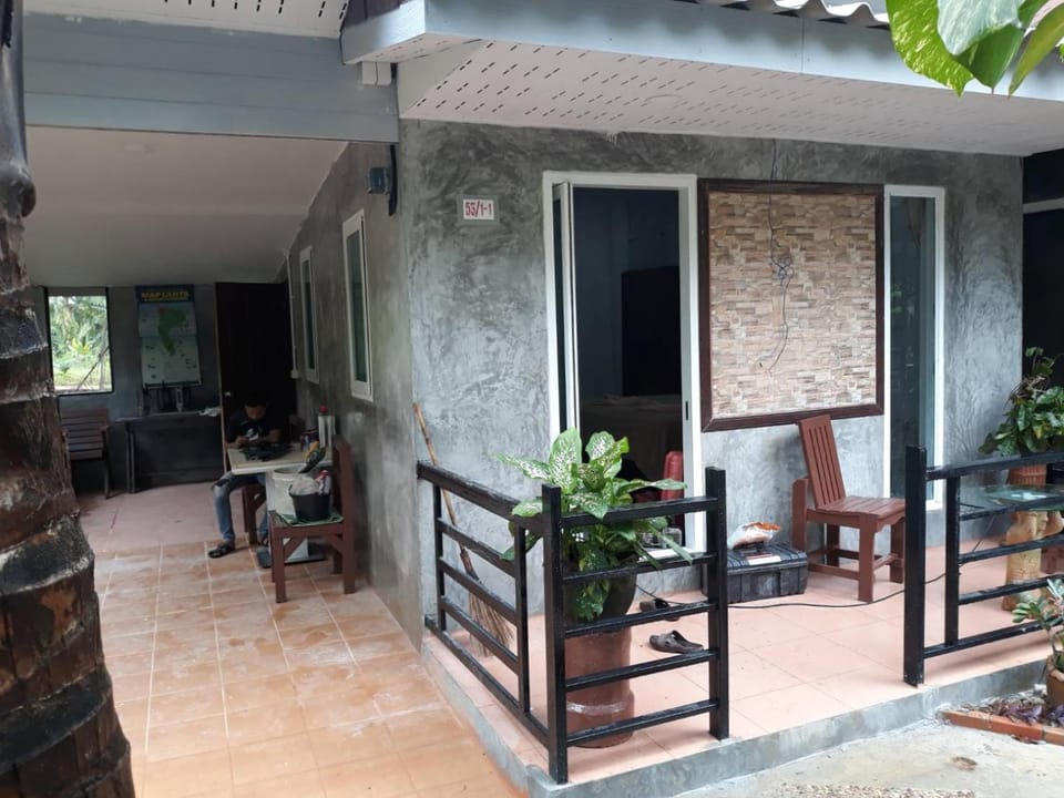 Lanta KS Garden House in Sala Dan