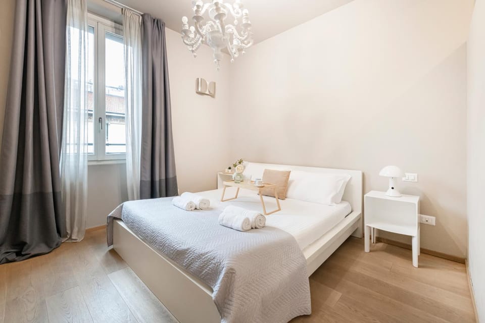 Easylife - Milano - Suffragio 3 - Fashion District Apartment in Milan