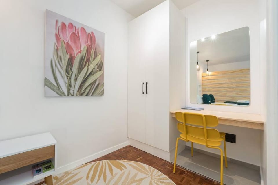 Stylish St Martini Gardens City Studio Apartment in Cape Town