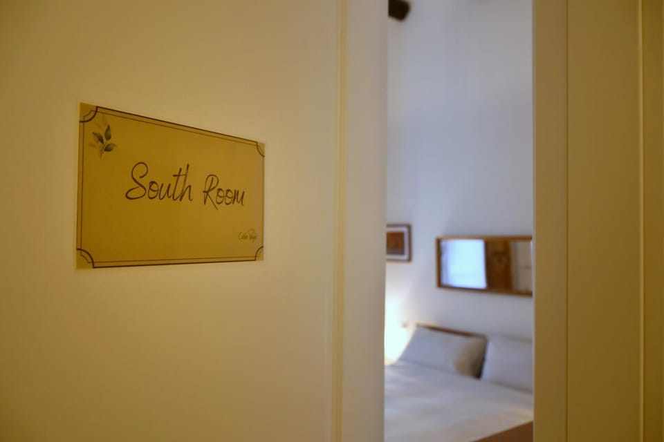 Casa Vayu - Quartieri Spagnoli Bed and Breakfast in Naples