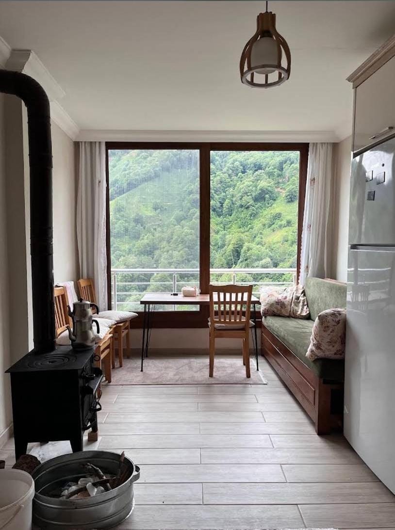 Komilo Homes, Çamlıhemşin Apartment in Georgia