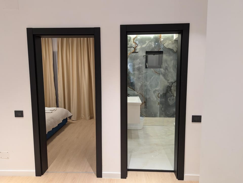 Bathroom, Bedroom