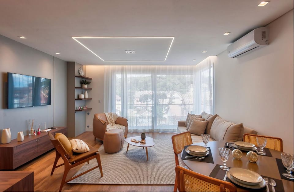 Living room, Dining area