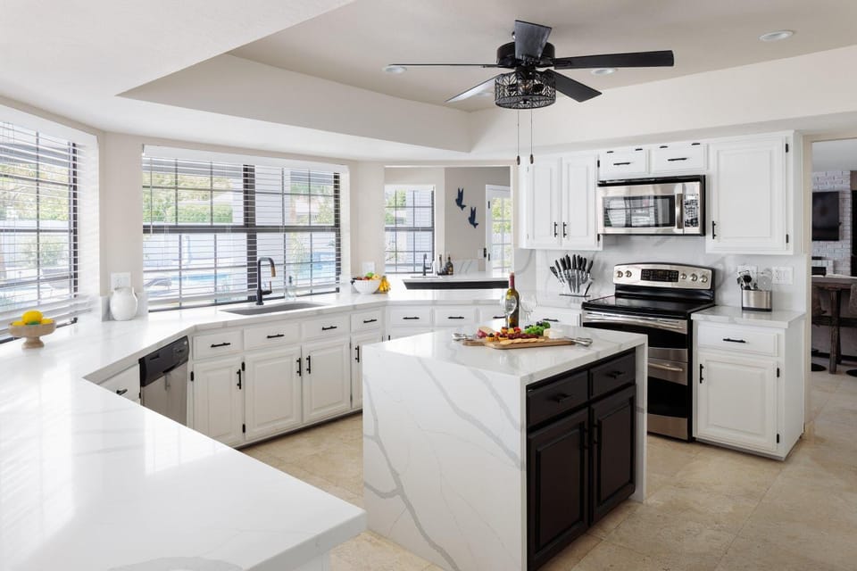 LUXE-Paradise Palace-Heated Pool&Spa-Guest Casita House in Phoenix