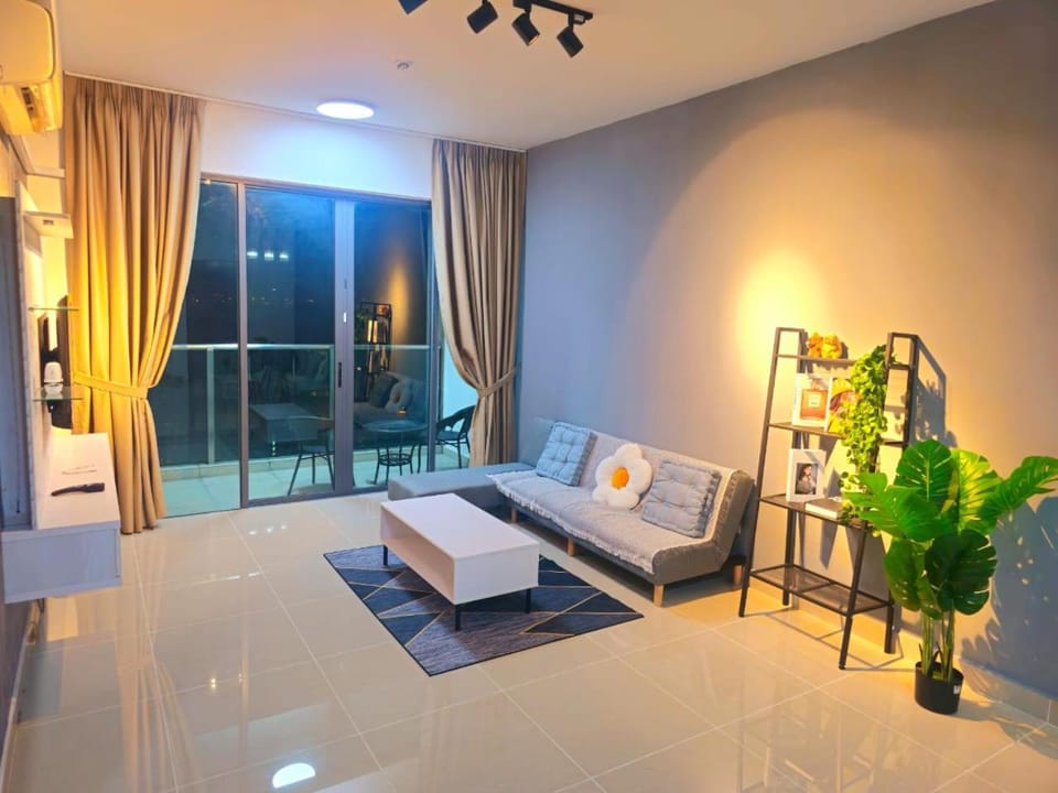 Amerin Suite I Seri Kembangan Balakong I City View I Balcony I Mall I Family Vacation rental in Negeri Sembilan, Malaysia