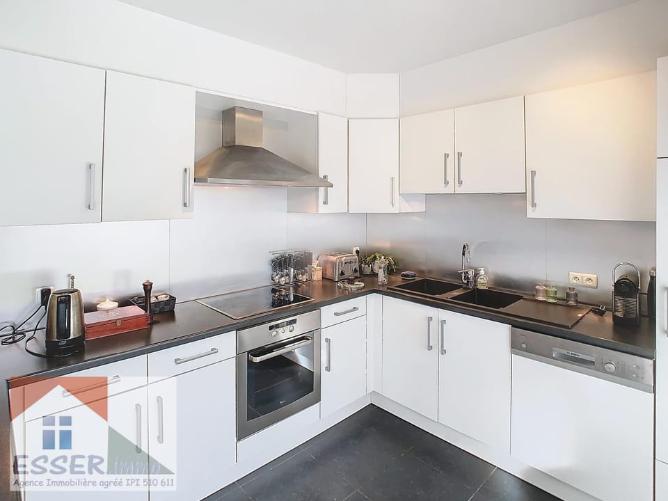 Appartement 120m2 plus terrasse Apartment in Brussels