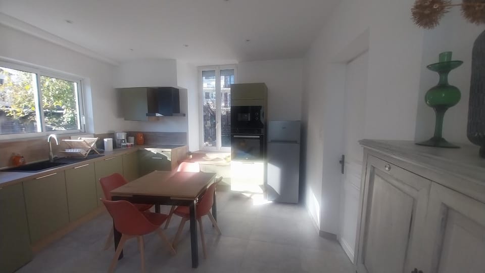 Location saisonnière gap hautes alpes Apartment in Provence-Alpes-Côte d'Azur