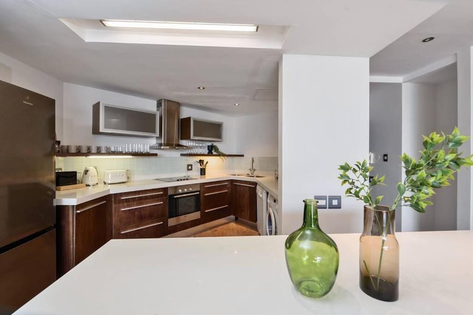 Stylish 2-Bed apartment in the heart of Cape Town Apartment in Cape Town