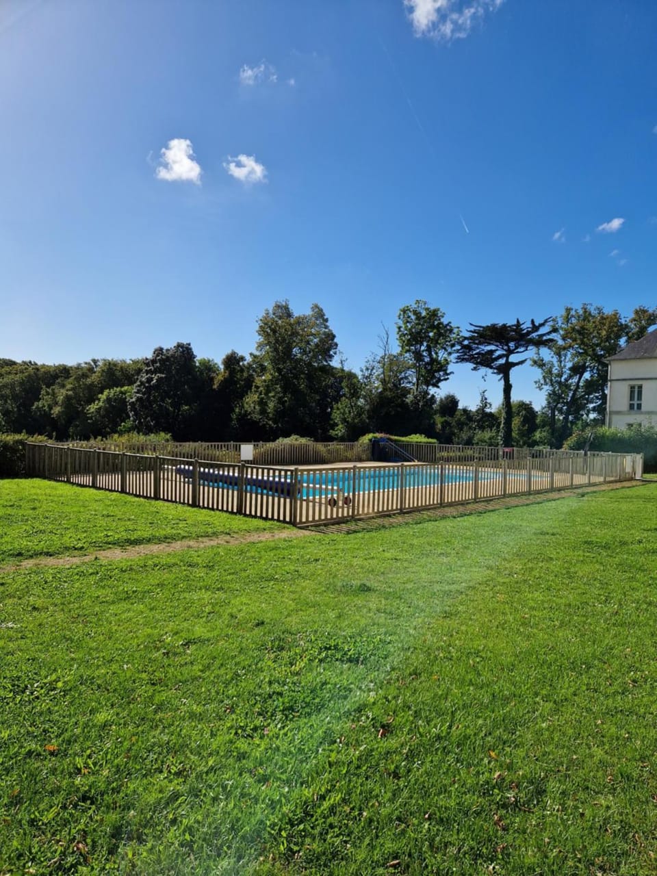 Garden, Swimming pool